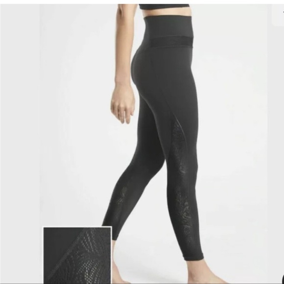 NWT Athleta Luxe Lace 7/8 Tight Leggings - Picture 1 of 8